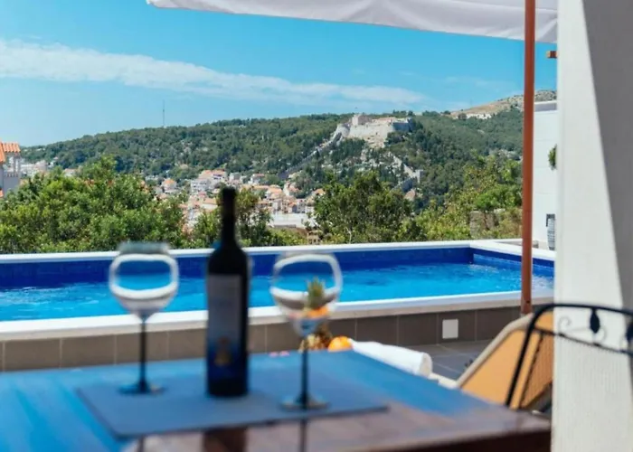 Trogrli - Two-bedroom With Balcony And Sea View * Hvar Town