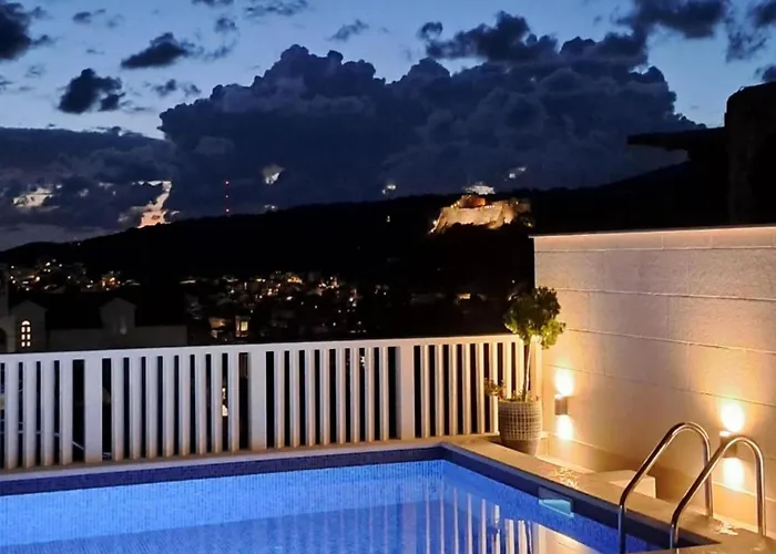 Trogrli - Two-bedroom With Balcony And Sea View Appartement *